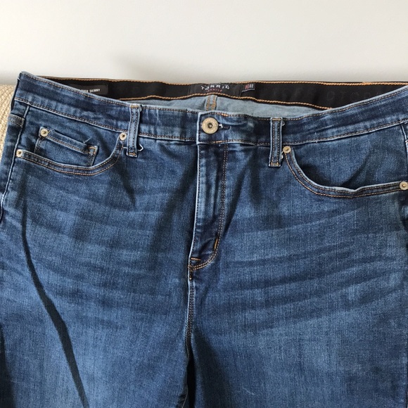Torrid Sky High Skinny Jeans Size 22S - Picture 3 of 7